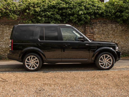 2016 Land Rover Discovery Discovery 4 Landmark Edition 