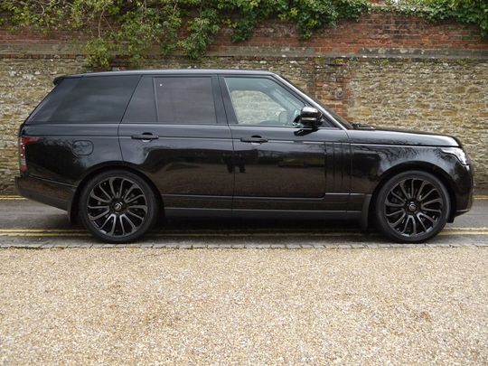 2015 Range Rover Autobiography Black Pack - 4.4 SDV8