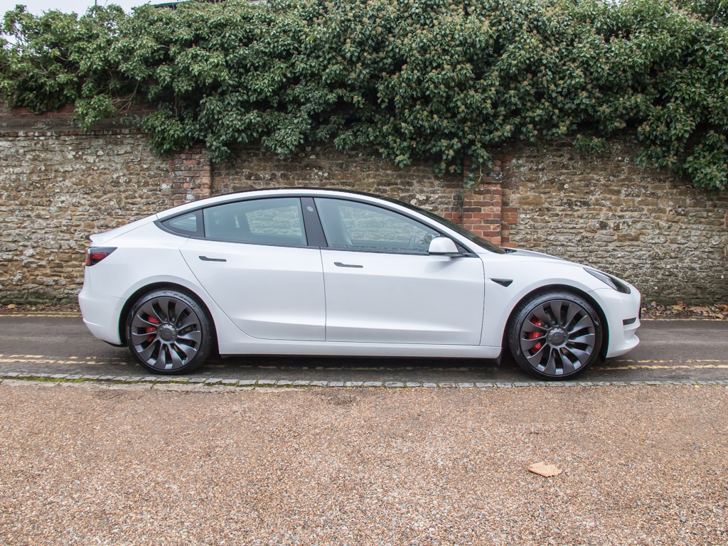 Tesla model 3 all wheel drive long range deals