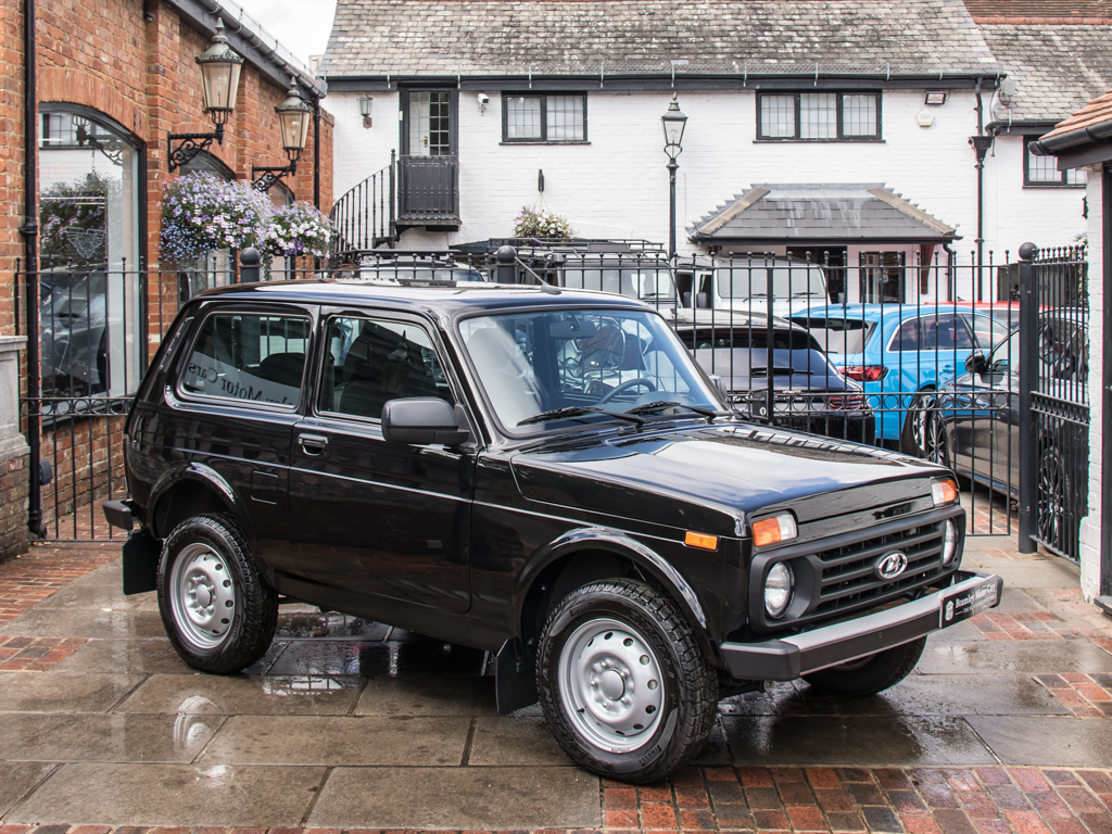 Lada Niva — Wikipédia