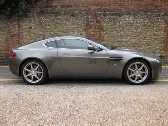 2007 Aston Martin V8 Vantage Coupe Sportshift