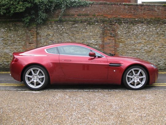 2006 Aston Martin V8 Vantage Coupe 4.3