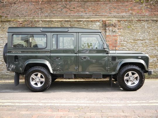 2005 Land Rover Defender 110 TD5 XS Station Wagon - 9 Seater