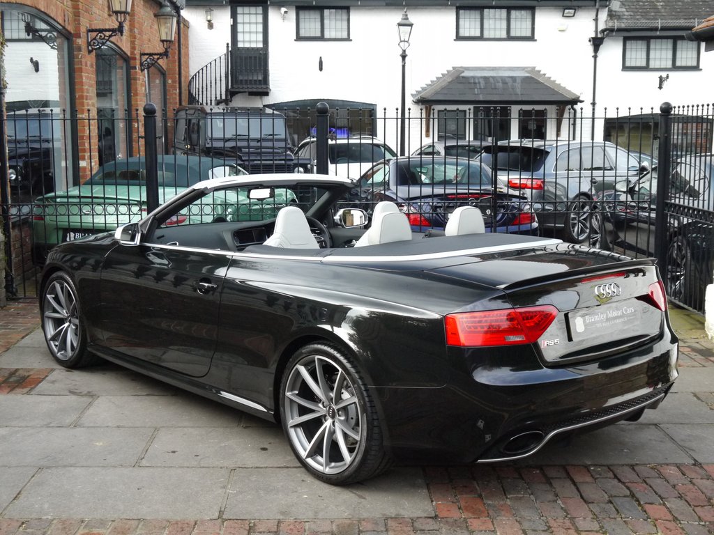 Audi RS5 Convertible 2014 | Surrey Near London Hampshire Sussex