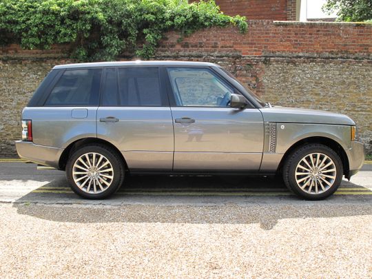2011 Range Rover Supercharged Autobiography - 5.0 Litre