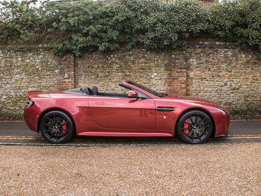 2015 Aston Martin V12 Vantage S Roadster 
