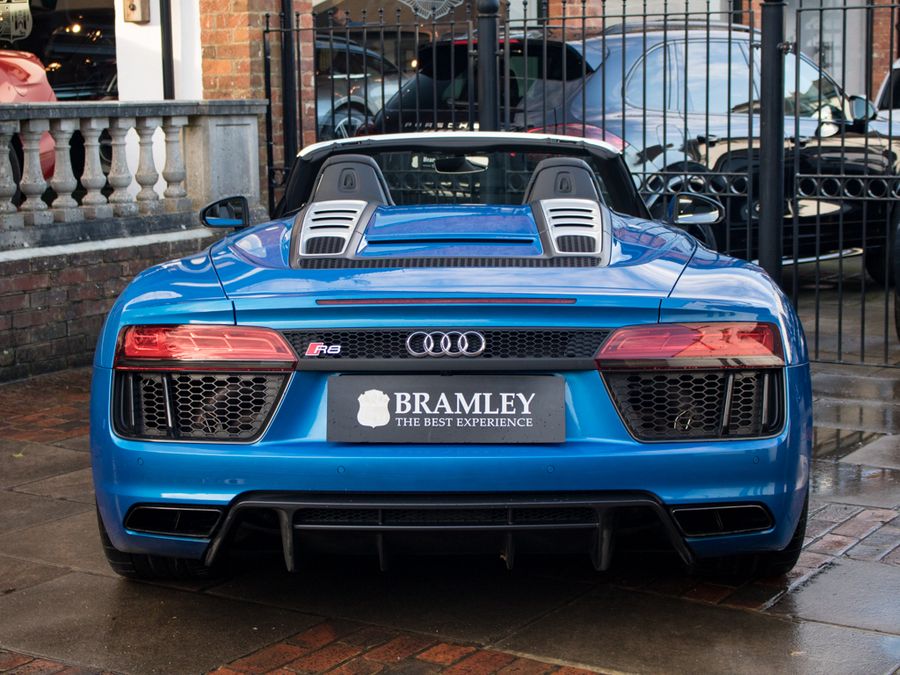 2017 Audi R8 V10 Spyder Quattro