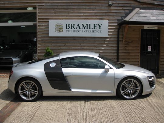 2008 Audi R8 Coupe 6 Speed 