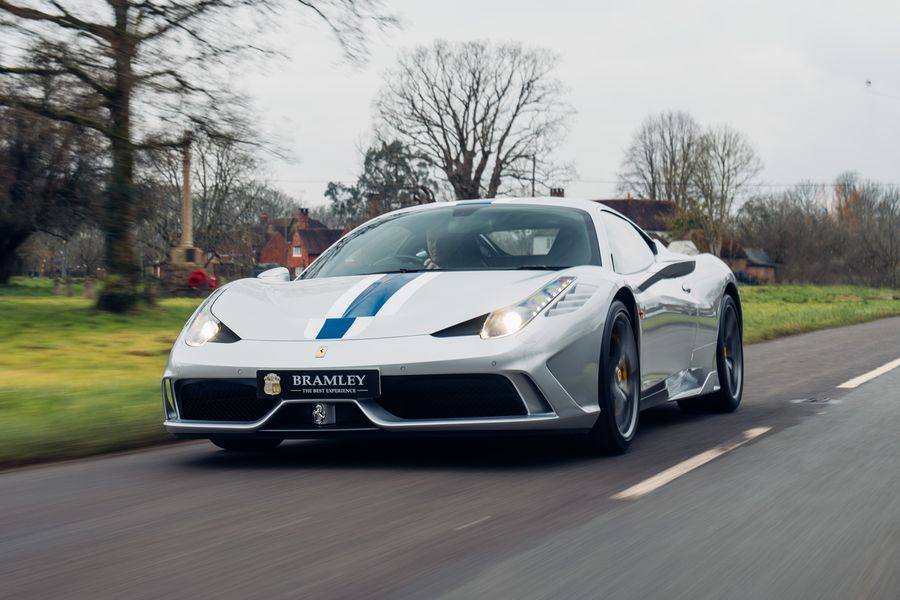 2015 Ferrari 458 Speciale 