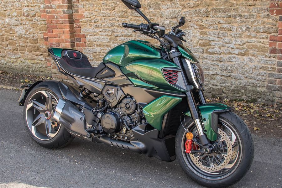 2024 Ducati  Diavel V4 Bentley Edition  