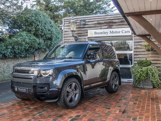 2025 Land Rover  Defender 90 D350 Hardtop  