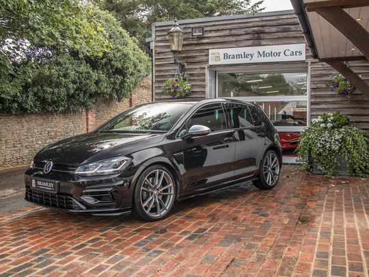 2019 Volkswagen Golf R  
