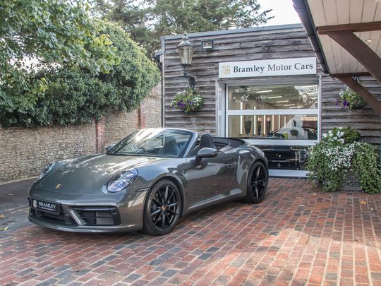 2024 Porsche  992 Carrera 4 Convertible  