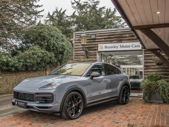 2022 Porsche  Cayenne Turbo GT  