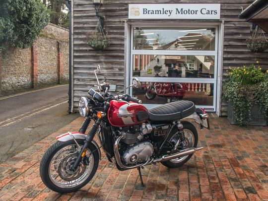 2024 Triumph  Bonneville T120 Elvis Presley Limited Edition  