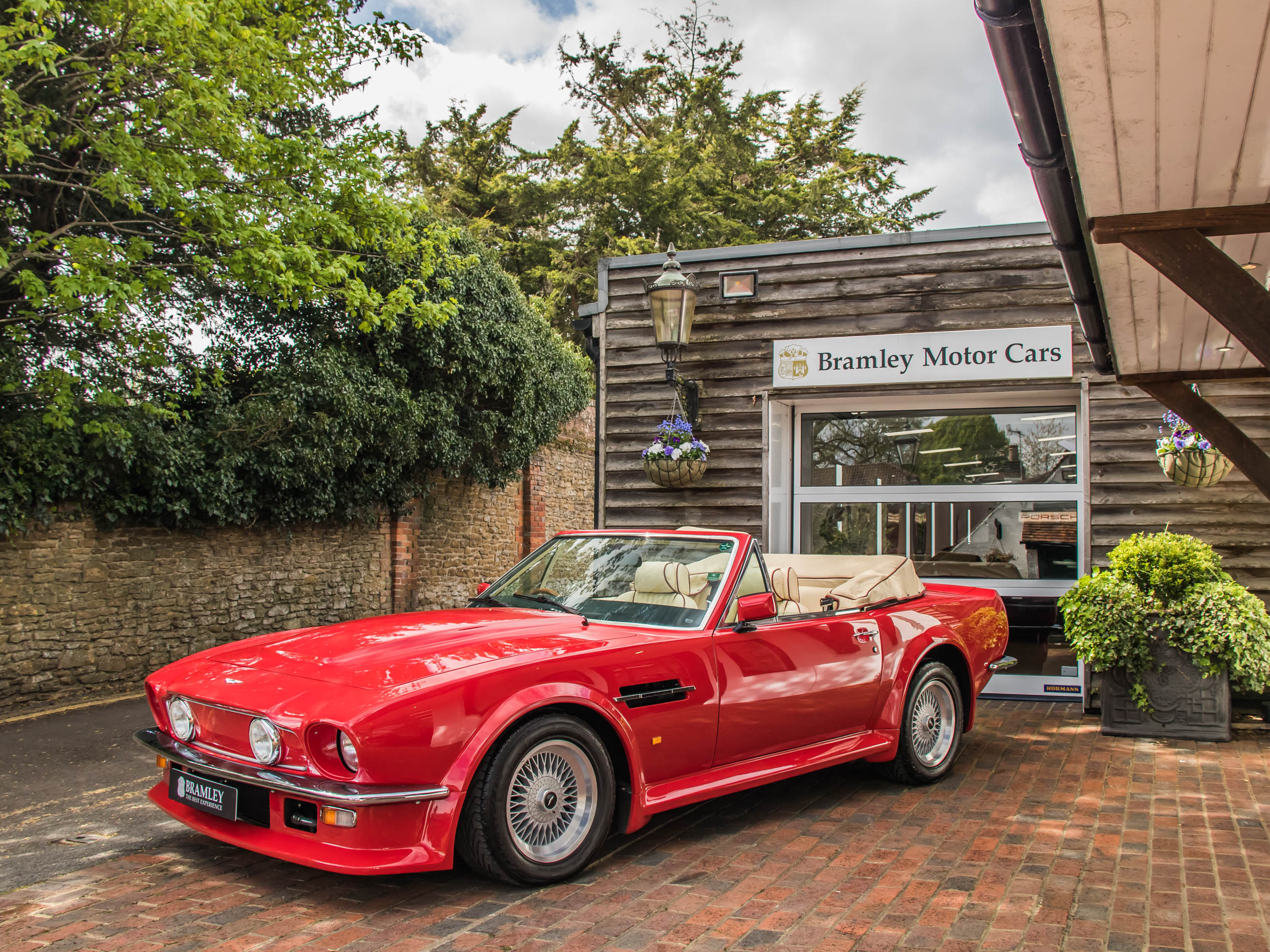 1988 Aston Martin V8 Vantage Vola...
