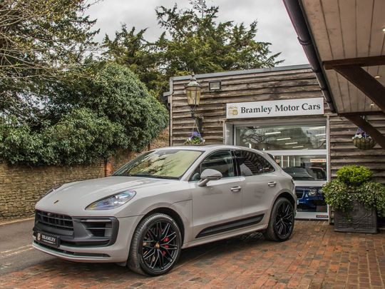2025 Porsche  Macan GTS  
