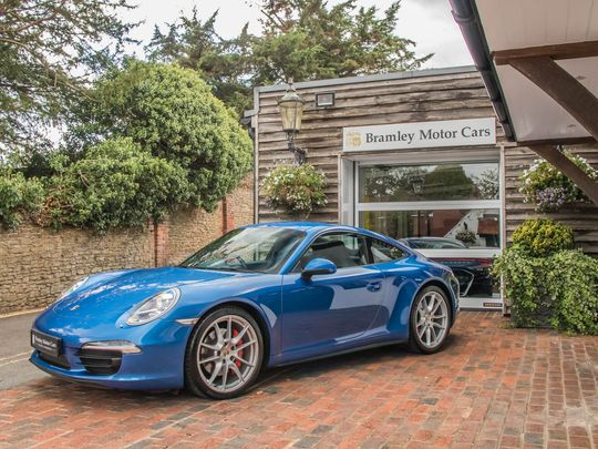 2013 Porsche  991.1 Carrera 4 S - Manual  