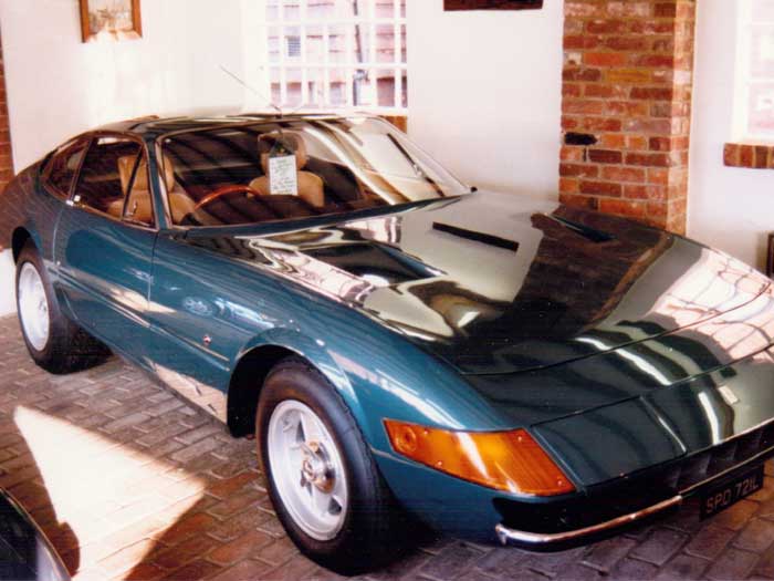 FERRARI Daytona