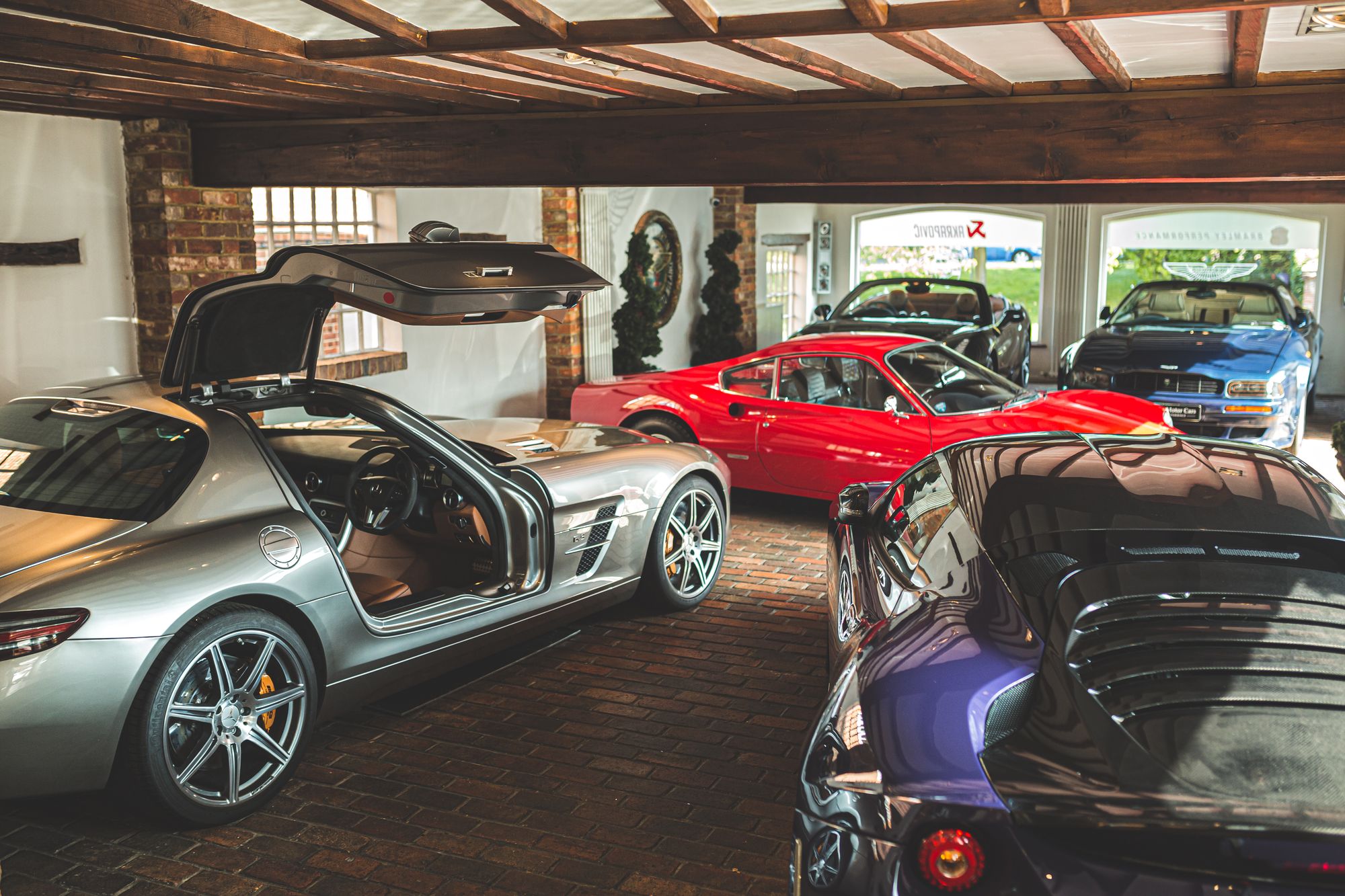 Mercedes-Benz and Porsche dealer in Surrey near London